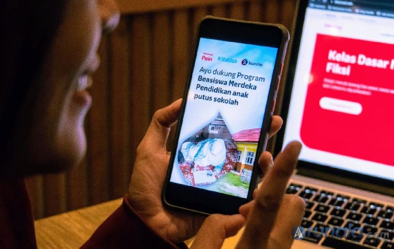 Menyambut Hari Kemerdekaan Republik Indonesia ke-77, Telkomsel berkolaborasi bersama Kitabisa dan Kuncie menghadirkan Program Merdeka Pendidikan. (Dok : Istimewa)