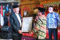 Mahyeldi Terima Penghargaan Pembinaan Ideologi Pancasila dari BPIP