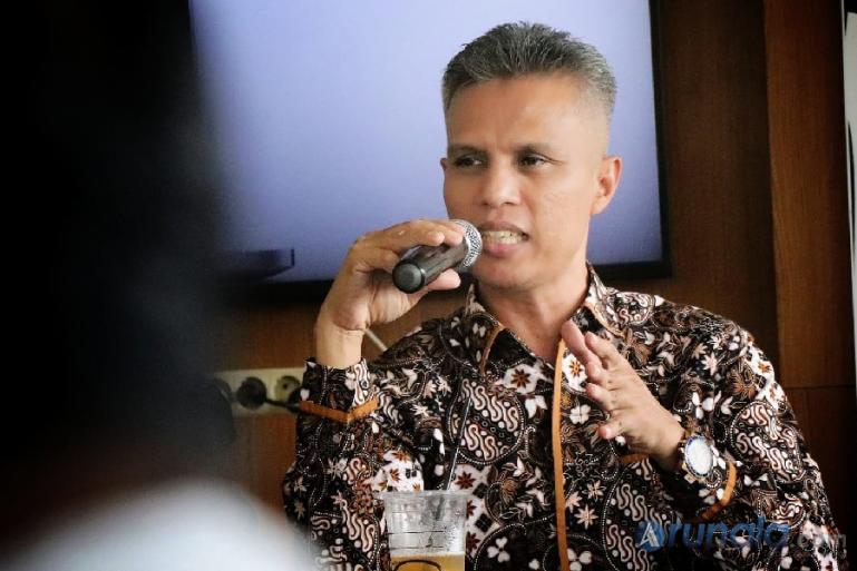 Kordiv Sosialisasi, Parmas dan Data KPU Sumbar, Izwaryani. (Foto : Arzil)