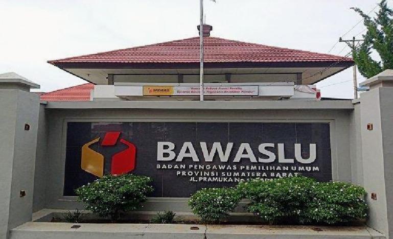 Kantor Bawaslu Sumbar. (Dok : Istimewa)