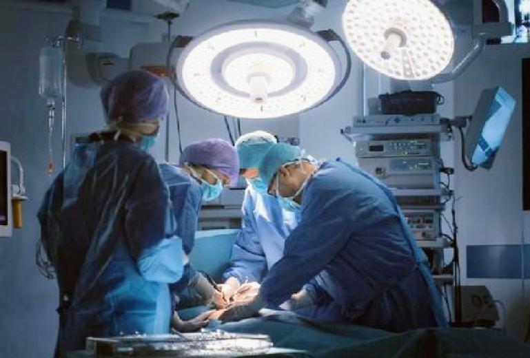 Ilustrasi para dokter bedan lakukan operasi. (Dok : Istimewa)