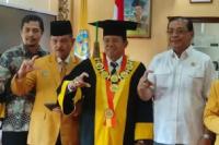 Ketua KI Pusat Beri Orasi Ilmiah di Wisuda UNP