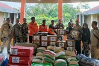 Basarnas Bantu Bawakan Bantuan: Pemko Padang dan Baznas Bantu Korban Gempa Mentawai