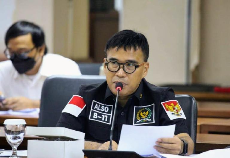 Anggota DPD/MPR RI asal Sumbar, Alirman Sori. (Dok : Istimewa)