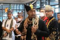 Rute Penerbangan Padang - Kuala Lumpur Beroperasi Lagi: Air Asia dari KL kembali Mendarat Mulus di BIM