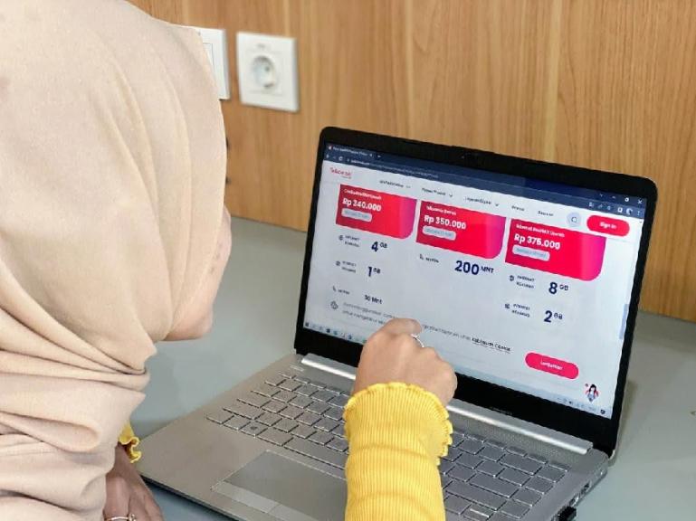 Telkomsel hadirkan Paket RoaMAX Umroh dapat diaktifkan melalui aplikasi My Telkomsel atau layanan UMB di *266*15#. (Dok : Istimewa)