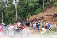 Tiga Tewas Pascalongsor di Kabupaten Pesisir Barat