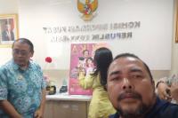 Komisioner KI Sumbar, Adrian Tuswandi saat menghadiri launching majalah BUKA oleh KI pusat, Rabu (22/12). (Dok : Istimewa)