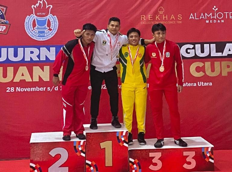 Bripda Randa Rian Desta saat menjuarai Kejurnas Gulat di Medan, kemarin. (Dok : Istimewa)