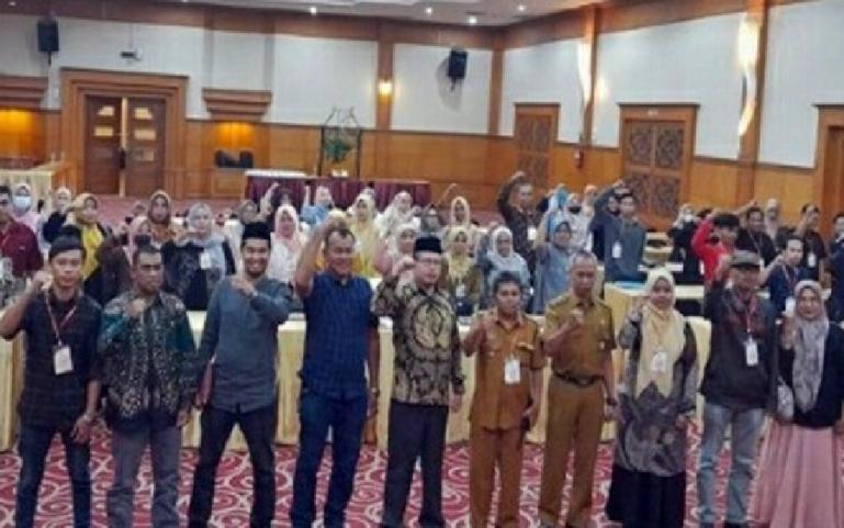 JJ Dt Gadang saat buka bimtek peningkatan kapasitas pelaku ekraf dari Kabupaten Padangpariaman, Senin (12/12). (Dok : Istimewa)