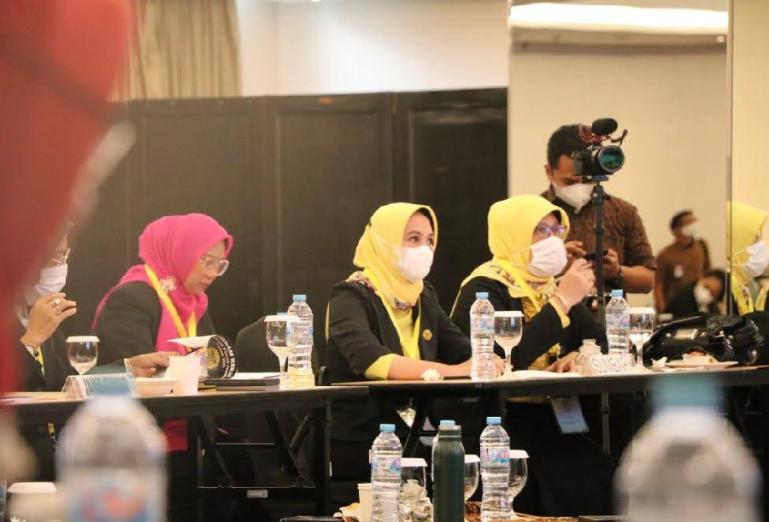 Ketua Perwosi Sumbar, Fitria Amalia Audy, hadiri rakernas) Perwosi 2022, di Kamis (1/12). (Dok : Istimewa)