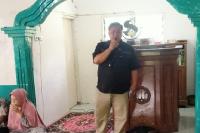 Yaldi Caniago mewakili Kepala Unit CSR PTSP beri sambutan saat program Basinergi Mambangun Nagari (BMN), di di Kantor Sekretariat Forum Nagari Lambung Bukit, Sabtu  (17/12). (Dok : Istimewa)