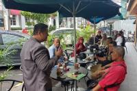 Penyandang Disabilitas di Nagari Salayo Dapat Bantuan Kursi Roda: Stunting dan Difabel jadi Perhatian Penting Rifo Darma Saputra