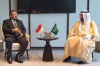 Menag Yaqut bertemu Menteri Haji Arab Saudi Tawfiq F. Al Rabiah, di Jeddah. (Dok : Istimewa)