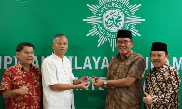 Ketua DPRD Supardi bersama  Ketua PW Muhammadiyah Sumbar, Bakhtiar, Selasa (24/1). (Dok : Istimewa)