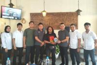 Ajak Jurnalis Informasikan Isu Penting dan Jaga Independensi: AJI Padang Kawal Pemilu Serentak 2024