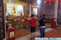 Perayaan Malam Tahun Baru Imlek di Kelenteng See Hin Kiong: Imlek 2023 Shio Kelinci Air, Bakal Bawa Kedamaian