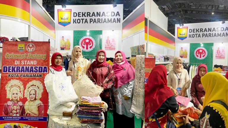Kota Pariaman Hadirkan 8 Kerajinan Produk Unggulan di The Jakarta International Handicraft Trade Fair, yang digelar dari tanggal 1 sampai 5 Maret di Jakarta. (Dok. Istimewa)