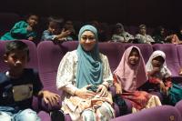 Lisda Ajak Anak Panti Nonton Bareng Film Kun Ana wa Anta