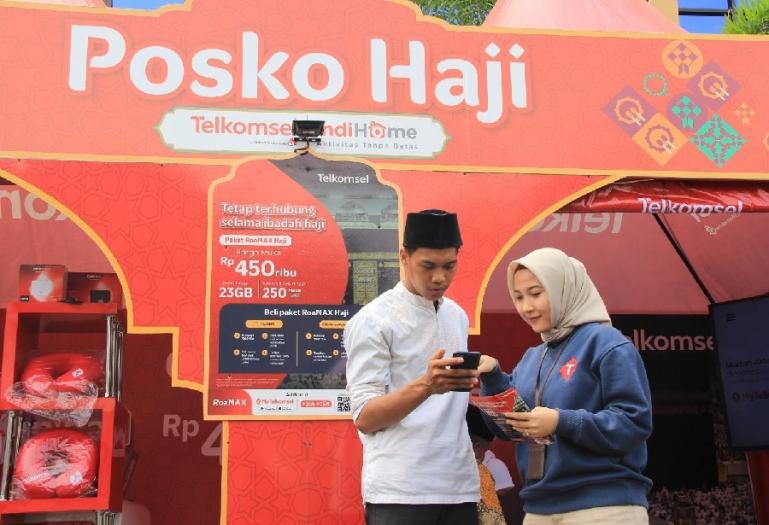 Posko Haji Telkomsel yang akan hadir di embarkasi haji untuk memudahkan jamaah haji mendapatkan layanan komunikasi berkualitas. (Dok : Istimewa)