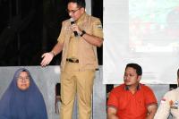 Kepala Disparpora, Muhammad Fadly, berikan sambutan saat pelatihan pemilik homestay se Padangpariaman di Aula pertemuan Pokdarwis Desa Wisata Nyarai Nagari Salibutan Kecamatan Lubuk Alung, Senin (5/6). (Dok : Istimewa)