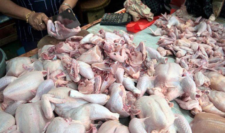 Ilustrasi pedagang daging ayam. (Dok : Istimewa)