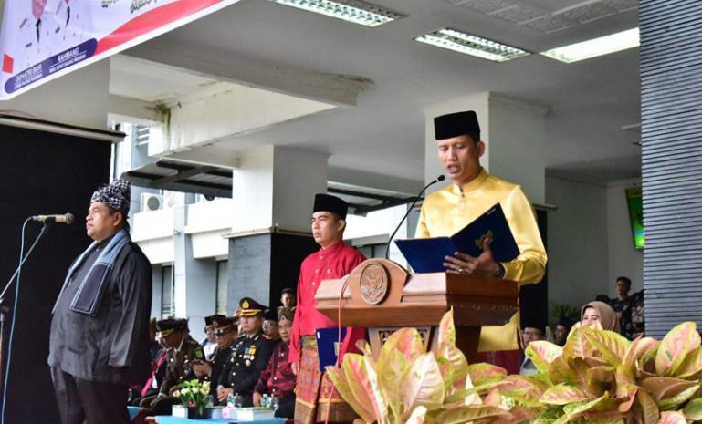 Sekkab Padangpariaman Rudy Repenaldi Rilis bacakan Pembaca Teks Pembukaan UUD 1945 saat peringati Hari Lahir Pancasila, Kamis (1/6). (Dok : Istimewa)