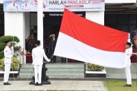 Wawako Mardison Mahyuddin jadi Inspektur upacara peringatan Hari Lahir Pancasila di Pemko Pariaman, Kamis pagi (1/6). (Dok : Istimewa)