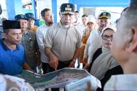 Akibat Sedimen Tebal: Kapal Ikan Sulit Sandar di Pelabuhan Aia Bangih