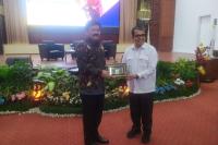 Kuliah Umum di Universitas Andalas: Menteri Hadi Ajak Mahasiswa Wujudkan Indonesia Emas 2045