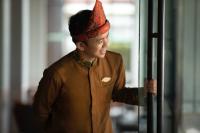 Petugas dari Hotel Santika Premiere Padang dan Hotel Amaris Padang siap memberikan keramahan mereka kepada setiap tamu yang menginap di hotel mereka. (Dok : Istimewa)