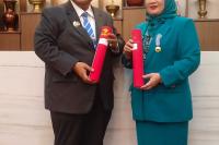 Bupati dan TP PKK Padangpariaman Raih Penghargaan Nasional