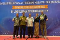 Membanggakan! Unand Raih IKU 5 dari Kemendikbud