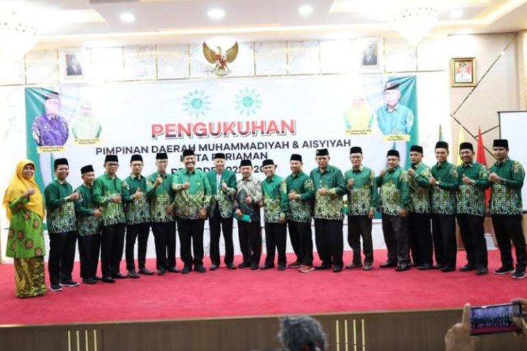 Wakil Wali Kota Pariaman, Mardison Mahyuddin setelah pengukuhan pengurus Muhammadiyah dan Aisyiyah Kota Pariaman di Aula Balaikota, Sabtu (5/8). (Dok : Istimewa)