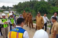 Wako Genius Umar tinjau pembangunan kawasan Water Front City, Selasa sore (19/9). (Dok : Istimewa)