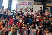 Kolaborasi Santika Premiere Padang-Gramedia Padang: Kembali Gelar Lomba Mewarnai dan Cooking Class Menghias Cup Cake