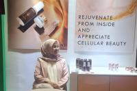 Temuan Guru Besar Farmasi Unand Prof Dr Marlina Apt MS: Kosmetik Zinzana Berbahan Sekretom Stem Cell, mulai Antiaging hingga Hair Tonik