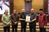 Sidang Paripurna Pembahasan KUA PPAS 2023: Target Pendapatan Jadi Sorotan DPRD Sumbar