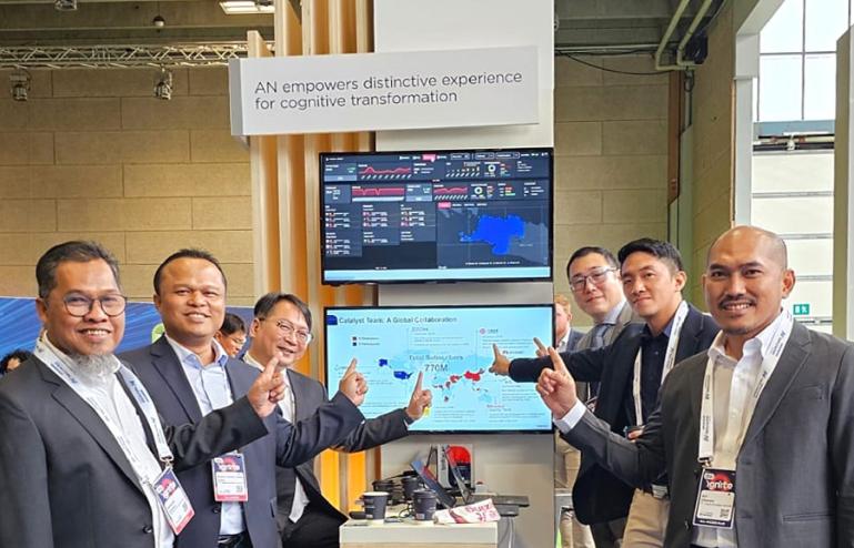 Telkomsel menjadi salah satu pendiri Autonomous Networks di dunia bersama 12 Communication Service Provider (CSP) global terkemuka dan 18 partners teknologi yang ditandai dengan peluncuran Autonomous Networks Manifesto di Copenhagen, Denmark. (Dok : Istim