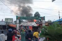 Pasar Kuliner Padangpanjang Terbakar