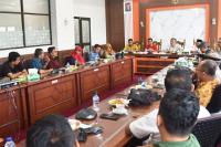 Pertemuan PJ Wali Kota Pariaman dengan Wartawan: Roberia: Kami Tidak Anti Kritik