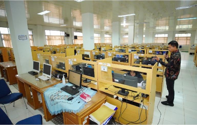 Pelaksanaan SKD CASN di Unand, Senin (13/11). (Dok : Istimewa)