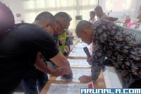 Pencermatan Surat Suara Calon di KPU Sumbar: Dua Nama Balon DPD Tidak Ada Dalam Draf Surat Suara