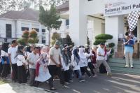 Jalan Sehat Hut Korpri di Pariaman Bertabur Hadiah