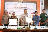 Pemko, KPU dan Bawaslu Teken NPHD untuk Pilwako Pariaman