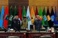 Rapat Paripurna Jawaban Gubernur atas Tanggapan Fraksi: Pemprov Masukan 12 Bab pada Ranperda RTRW Baru