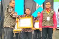 Dinilai Berhasil Bina Desa, Nagari dan Kelurahan: Sumbar Raih 5 Penghargaan dari Kemendagri