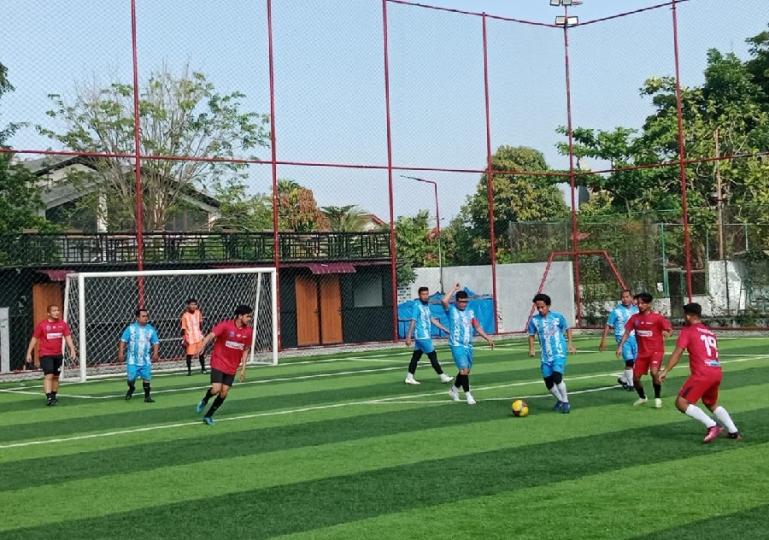 Dua tim mini soccer berlaga perebutan Trofeo Cup dalam rangka HUT Pertamina, Sabtu lagi (23/12). (Dok : Istimewa)
