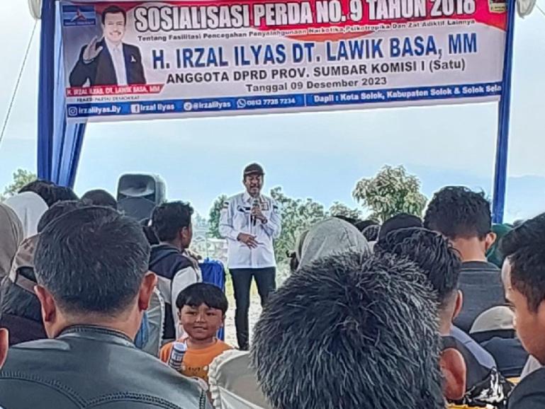 Anggota DPRD Sumbar Irzal Ilyas Sosialisasikan Perda Pencegahan Penyalahgunaan Narkoba, (Sabtu, 9 12) di Kota Solok. (Dok : Istimewa)