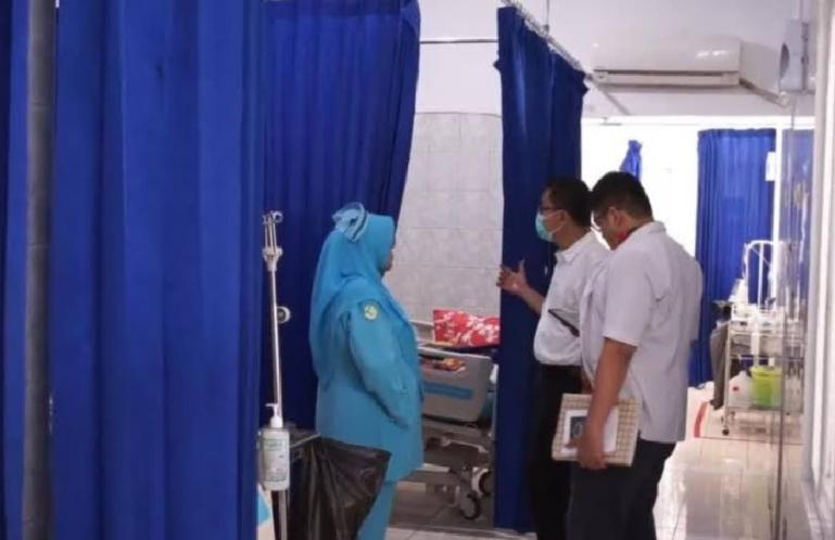 Dua pasien korban erupsi Marapi menjalani perawatan di Ruang Rawat Inap Luka Bakar RSUP M Djamil. (Dok : Istimewa)